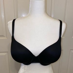 Like New PINK Wear Everywhere T-Shirt Bra 36DD
